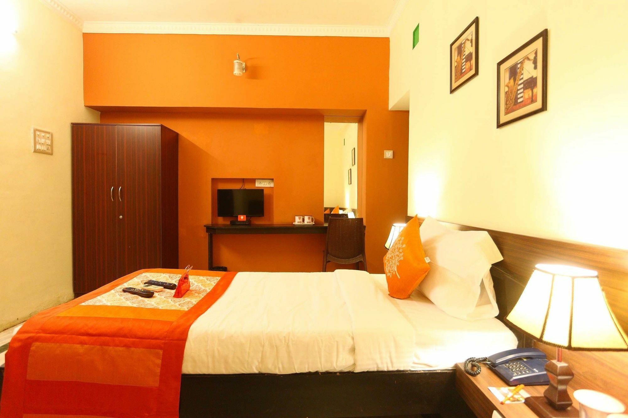 Fabexpress Nestlay Rooms - 100M From Velammal Hall, Moggappair チェンナイ エクステリア 写真