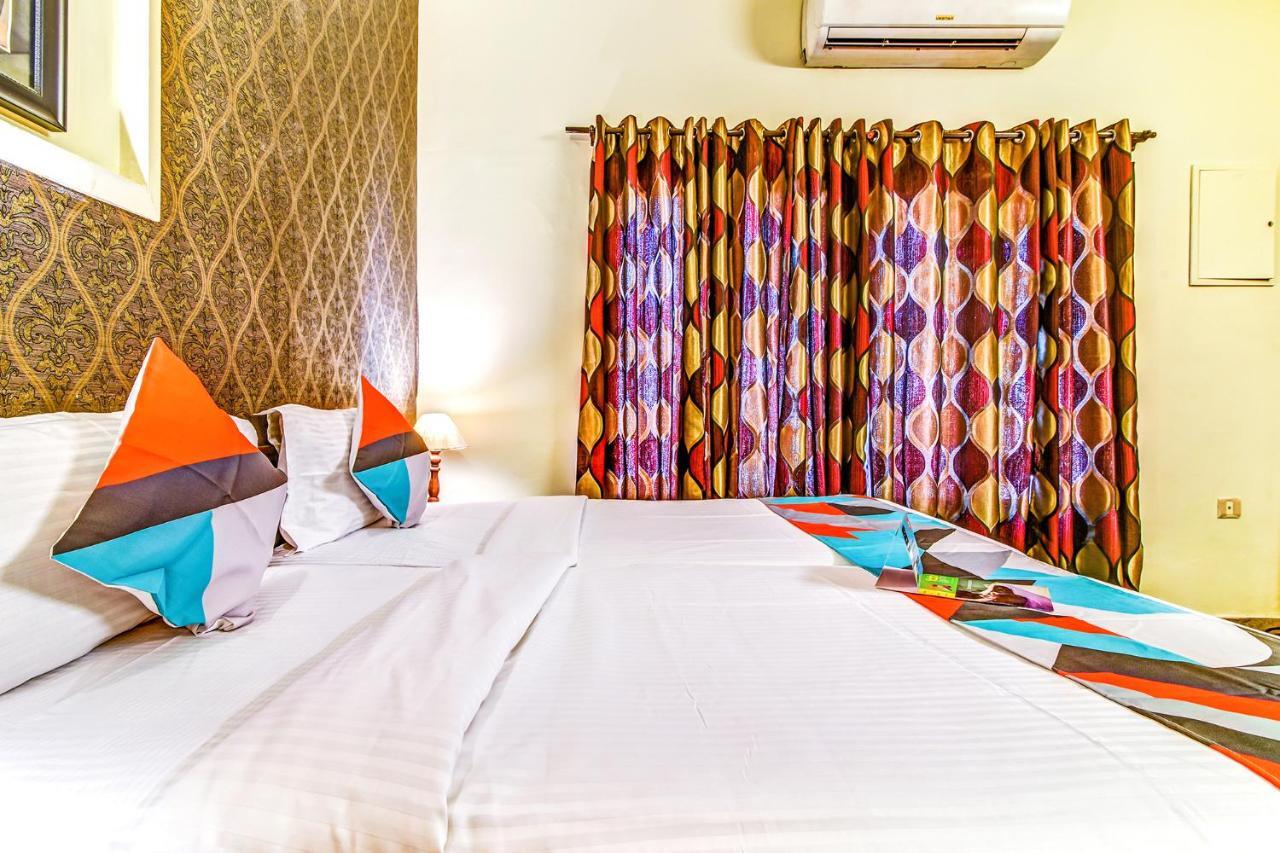 Fabexpress Nestlay Rooms - 100M From Velammal Hall, Moggappair チェンナイ エクステリア 写真