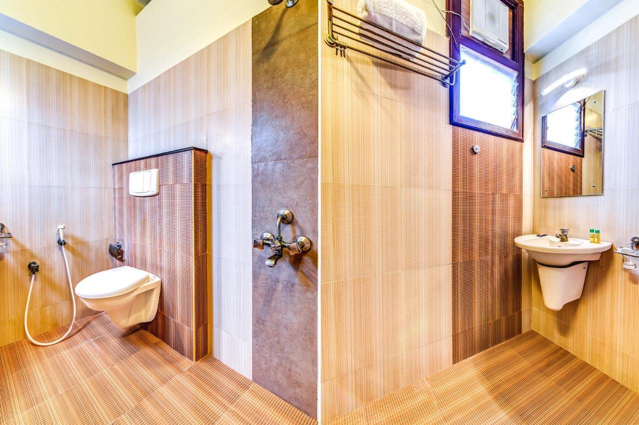 Fabexpress Nestlay Rooms - 100M From Velammal Hall, Moggappair チェンナイ エクステリア 写真